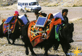 2005年向西藏捐赠总价值400万元的400套太阳能发电系统和20套太阳能车载制氧机